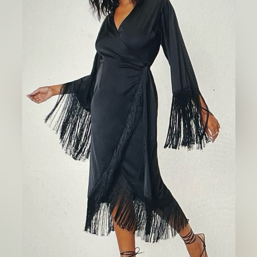 Nasty Gal Fringe Detail Bridal Wrap Dress Womens Size 6 NWT